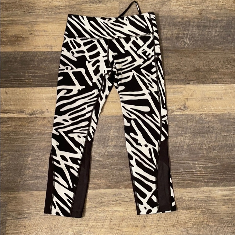 Nike Epic Luxe crop leggings size small